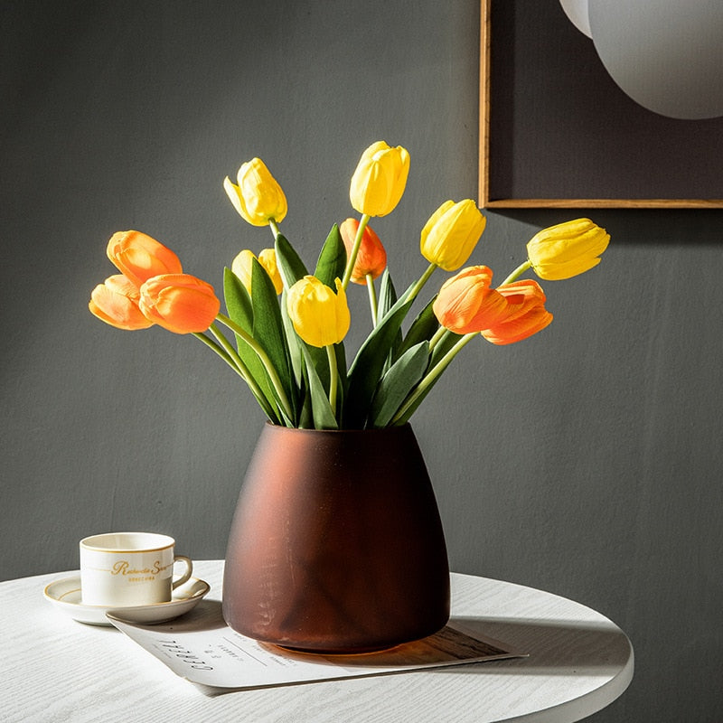 TULIPA - vase fait main en céramique couleur cuivre TULIPA - vase fait main en céramique couleur cuivre